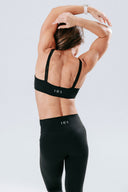 perform contour crop back stretch